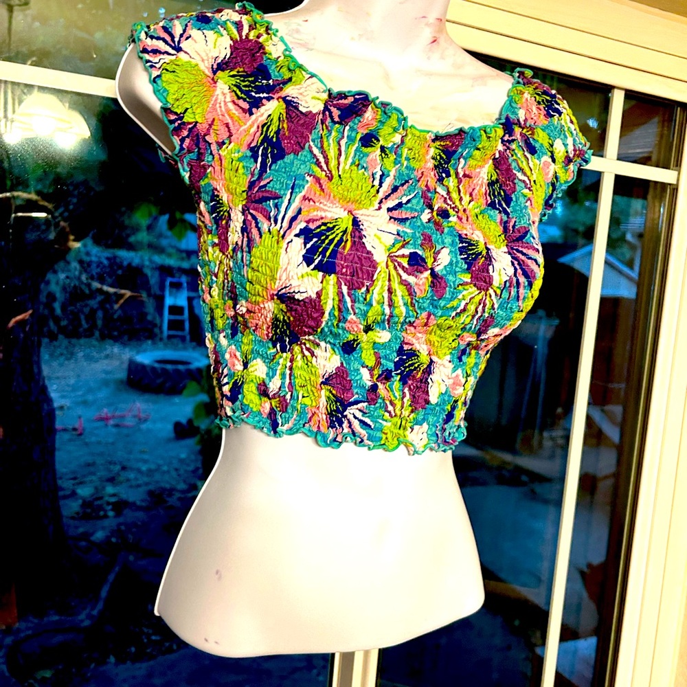 COPY - Tarvana Stretch Crop Top